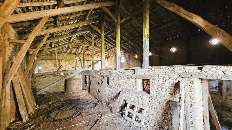 Maison - 223 m² - 9 pièces