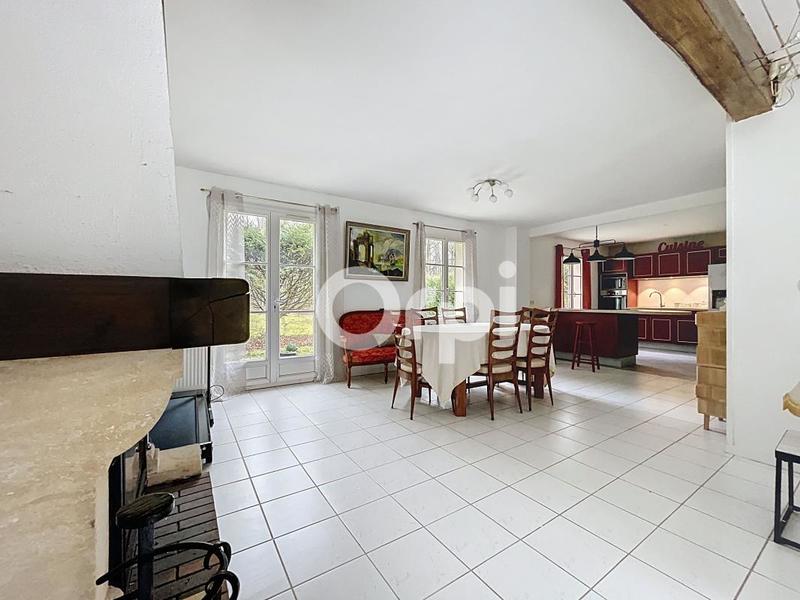 Maison - 140 m² - 7 pièces