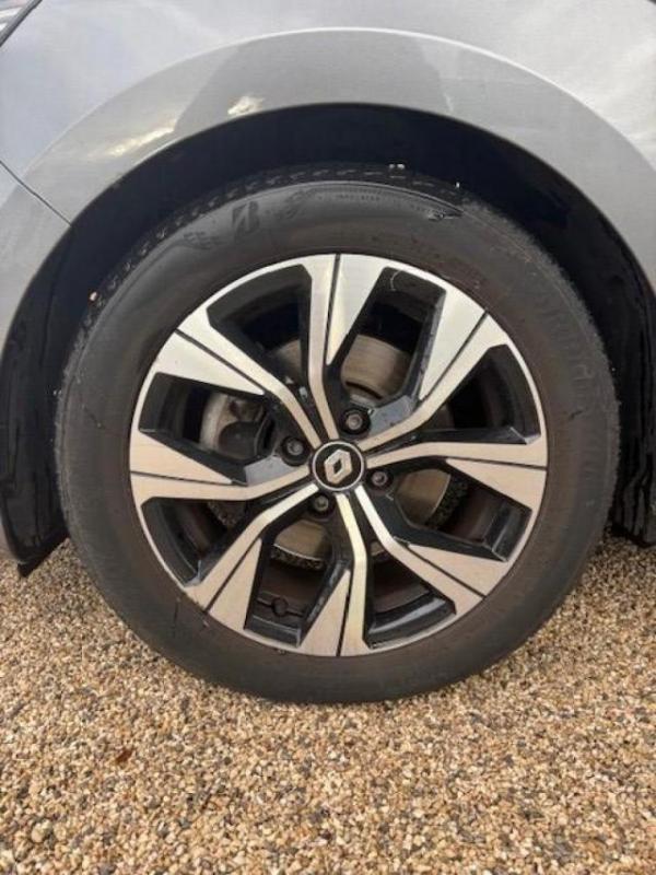 Renault Clio V Blue dCi 100 Evolution