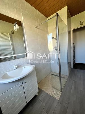 Maison - 101 m² - 5 pièces