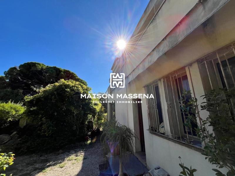 Villa - 245 m² - 7 pièces