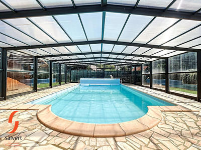 Maison - 235 m² - 7 pièces