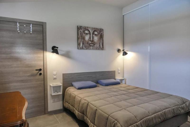 Maison - 200 m² - 7 pièces