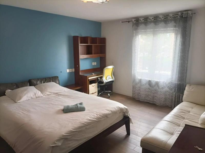 Maison - 192 m² - 8 pièces