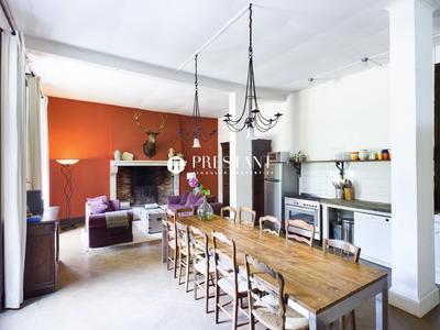 Demeure - 540 m² - 21 pièces