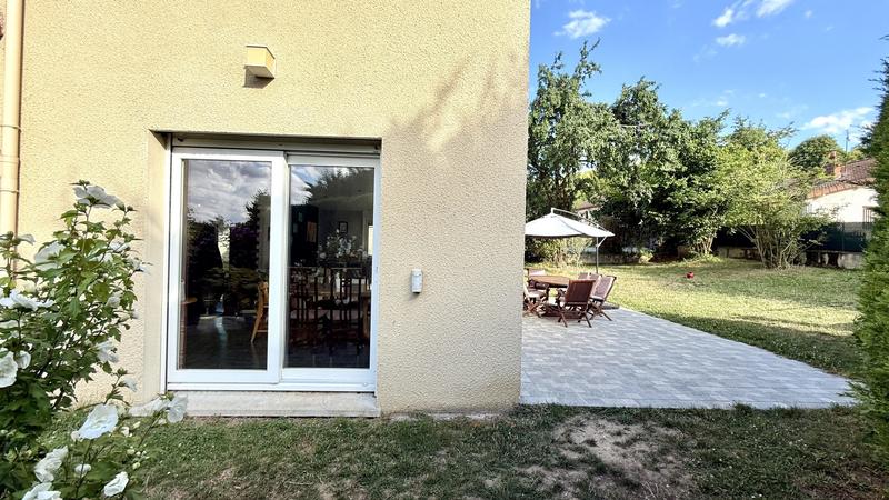 Maison - 135 m² - 8 pièces