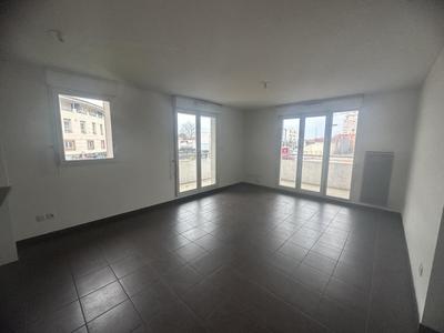 Appartement ancien - 63 m² - 3 pièces