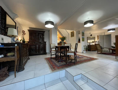 Maison - 129 m² - 6 pièces