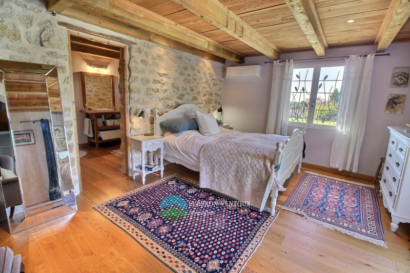 Maison - 209 m² - 7 pièces