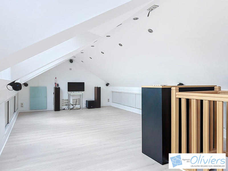 Maison - 152 m² - 7 pièces