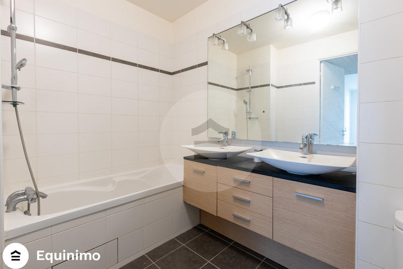 Appartement - 86 m² - 4 pièces