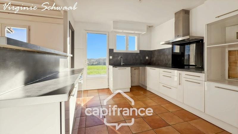 Maison - 138 m² - 7 pièces