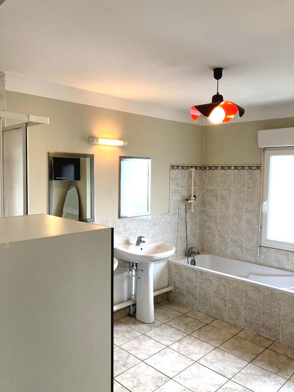 Maison - 128 m² - 4 pièces