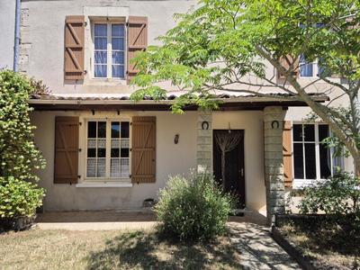 Maison - 150 m² - 5 pièces