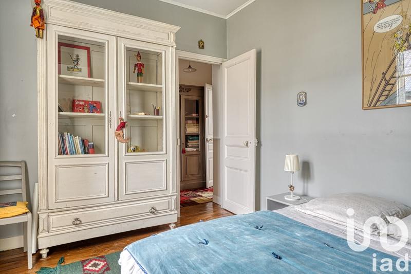 Maison - 184 m² - 8 pièces