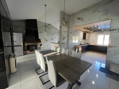 Maison - 145 m² - 6 pièces