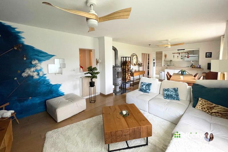 Appartement - 96 m² - 4 pièces