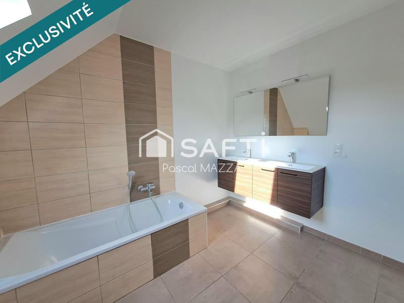 Maison - 92 m² - 5 pièces