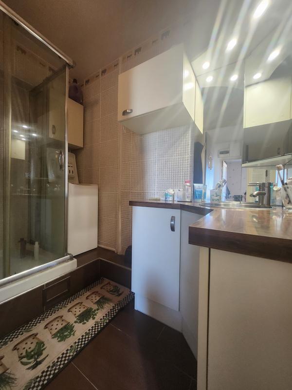 Appartement - 64 m² - 4 pièces