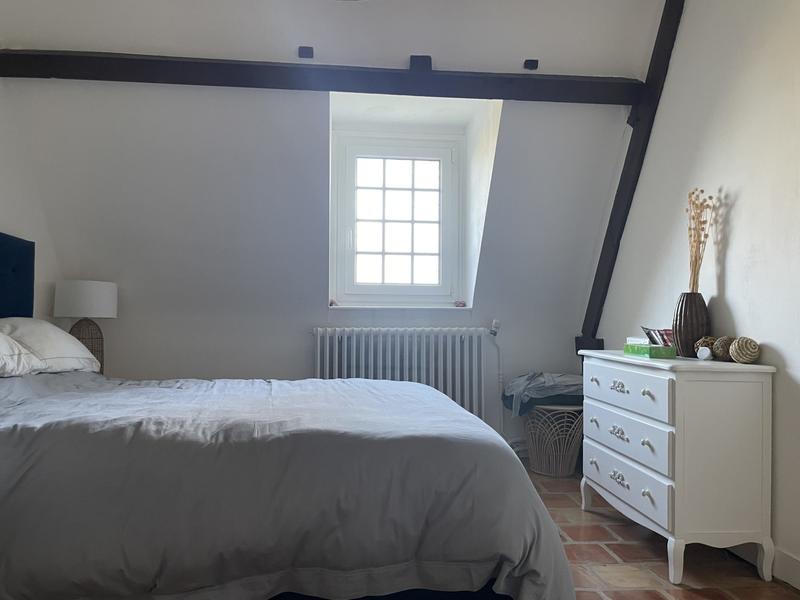 Maison - 225 m² - 8 pièces