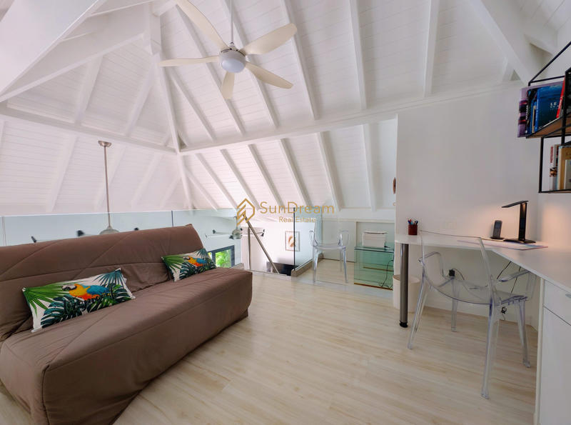 Maison - 94 m² - 4 pièces