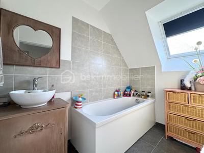 Maison - 91 m² - 5 pièces