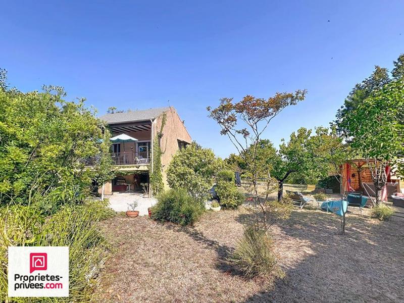 Villa - 200 m² - 6 pièces