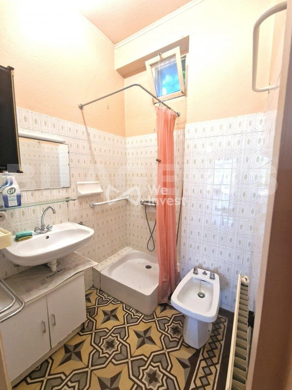 Maison - 235 m² - 5 pièces