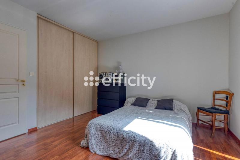 Maison - 141 m² - 6 pièces