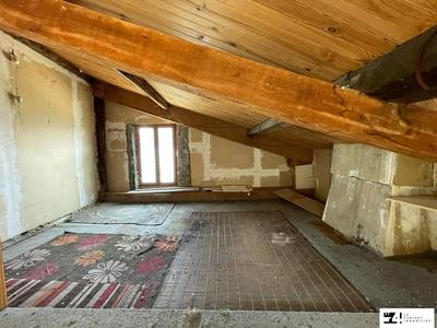 Maison traditionnelle - 100 m² - 4 pièces