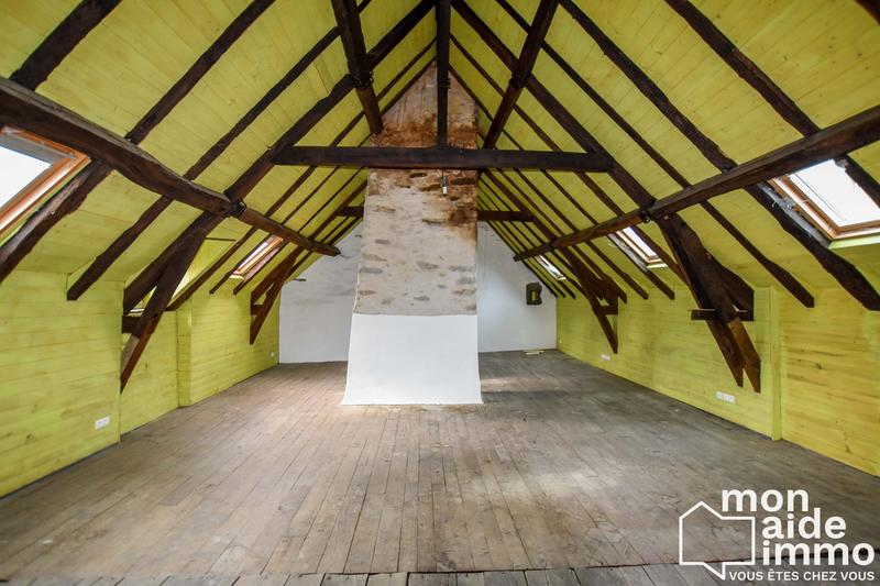 Maison ancienne - 242 m² - 8 pièces