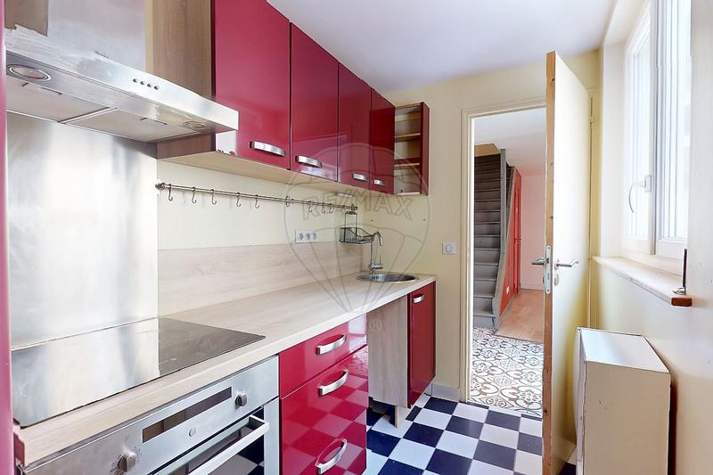 Maison - 85 m² - 4 pièces