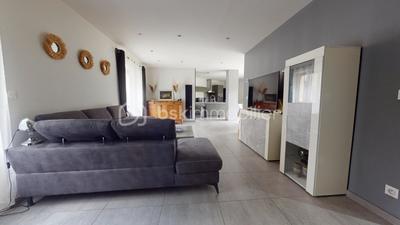 Maison de ville - 145 m² - 6 pièces