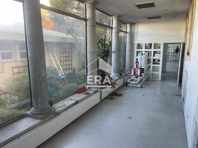 Local d'activité / Entrepôt - 339 m² - 6 pièces