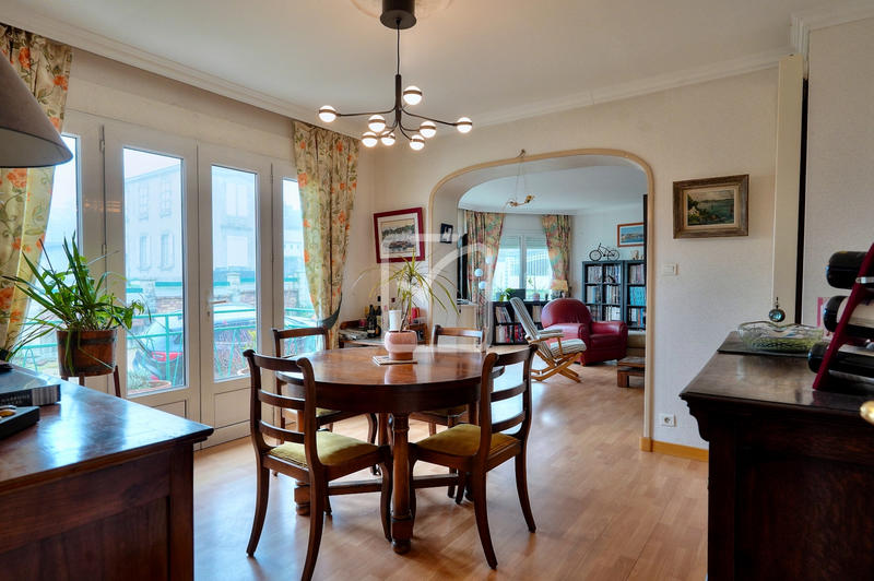 Maison - 132 m² - 6 pièces