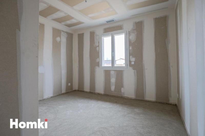 Maison - 97 m² - 4 pièces