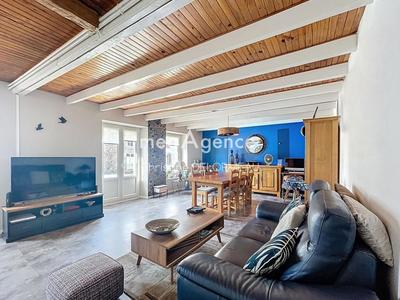 Maison en pierre - 165 m² - 7 pièces