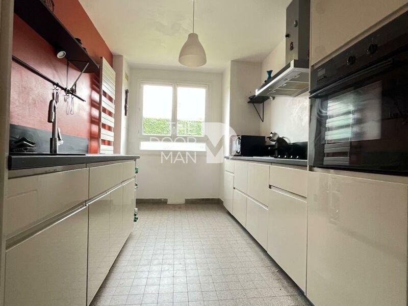 Appartement - 65 m² - 2 pièces