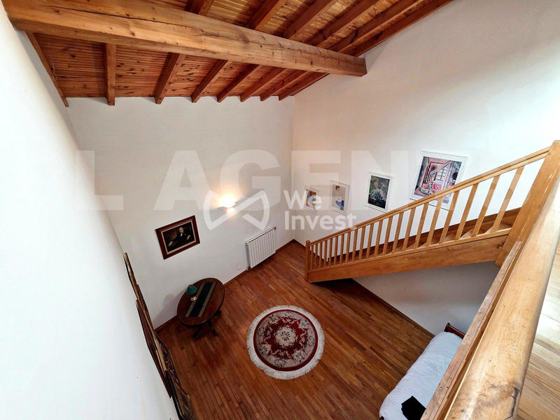 Maison - 212 m² - 7 pièces