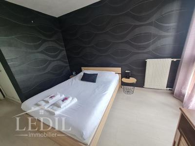 Appartement - 92 m² - 4 pièces