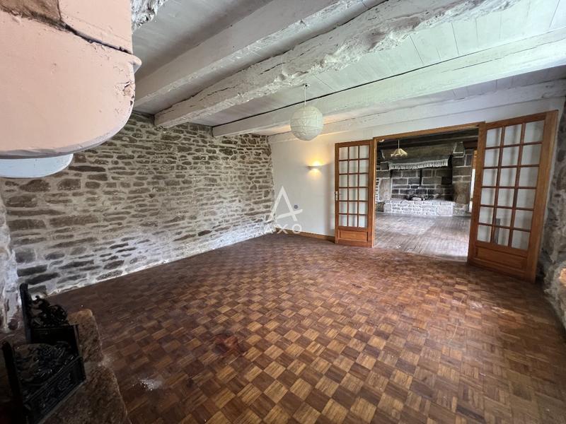 Maison - 210 m² - 8 pièces