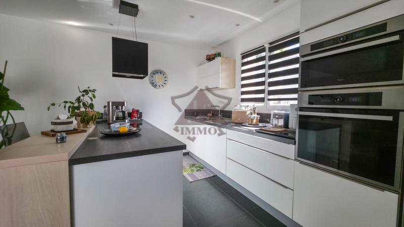 Villa - 98 m² - 4 pièces