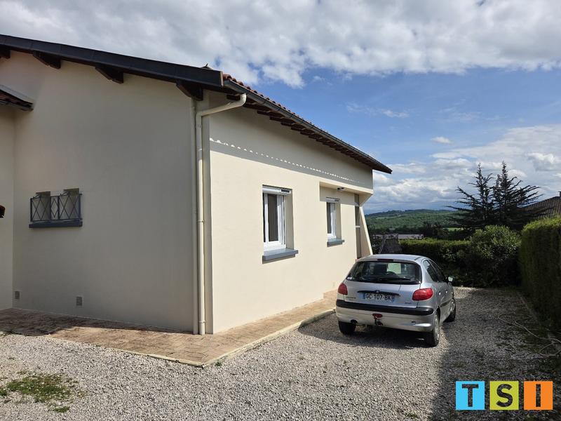 Maison - 90 m² - 4 pièces