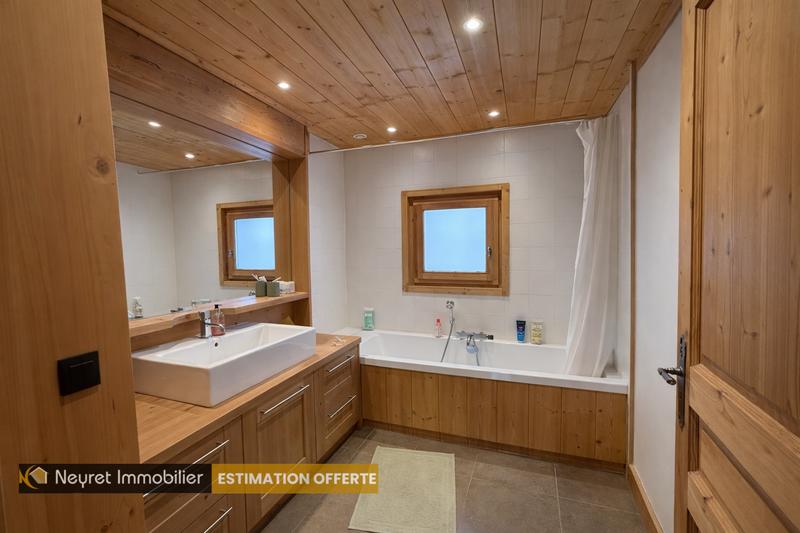 Appartement - 83 m² - 5 pièces