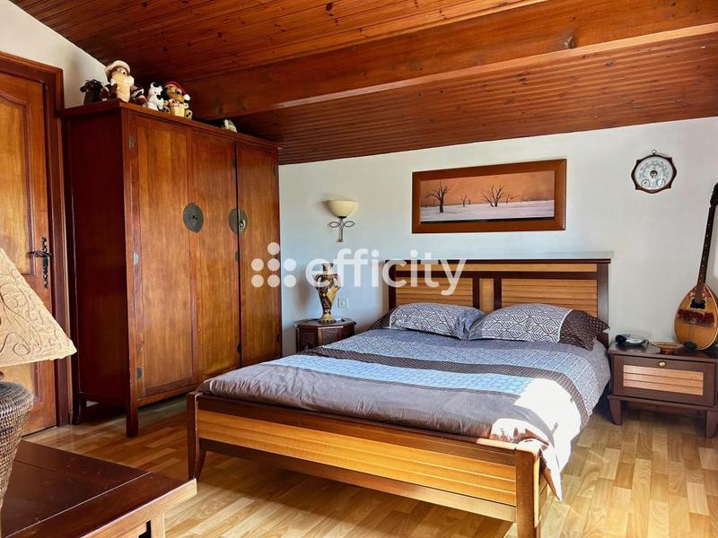 Maison - 145 m² - 6 pièces