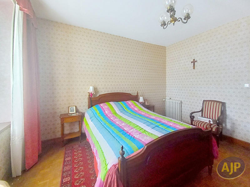 Maison - 141 m² - 6 pièces