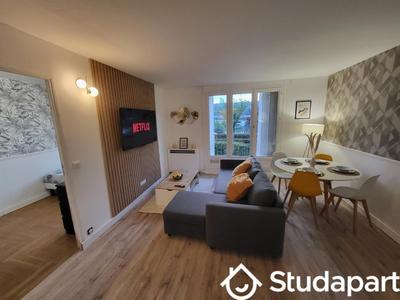 Chambre - 11 m² - 1 pièce