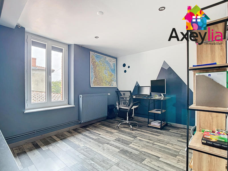 Maison - 90 m² - 4 pièces