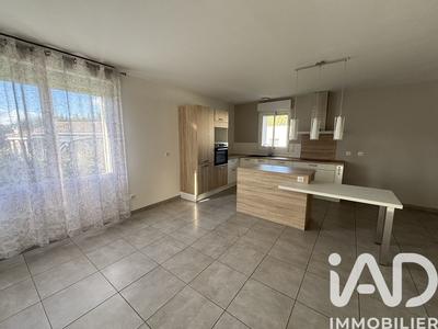 Maison - 300 m² - 11 pièces