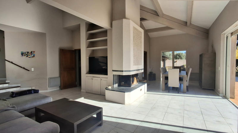 Maison - 175 m² - 6 pièces